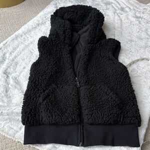 Marc NY FLUFFY women’s small vest